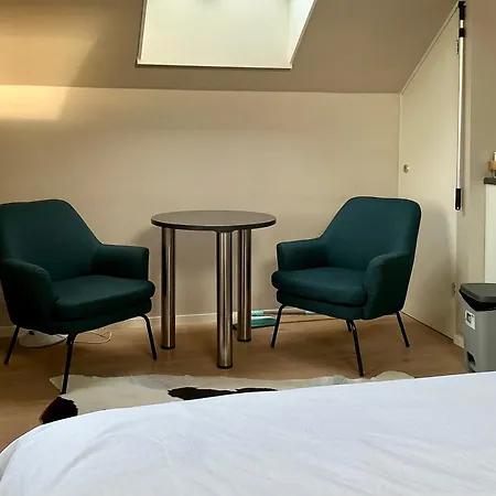 Bed and Breakfast Oomes Huus